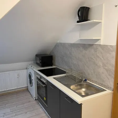 Dim Monteurzimmer & Apartamento