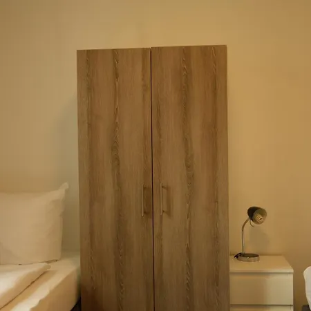Apartamento Dim Monteurzimmer & Duisburgo