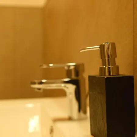 Apartamento Dim Monteurzimmer & Duisburgo