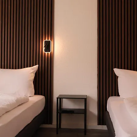 Apartamento Dim Monteurzimmer &