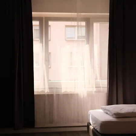 Dim Monteurzimmer & Duisburgo