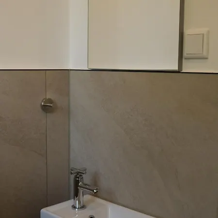 Dim Monteurzimmer & Apartamento Duisburgo